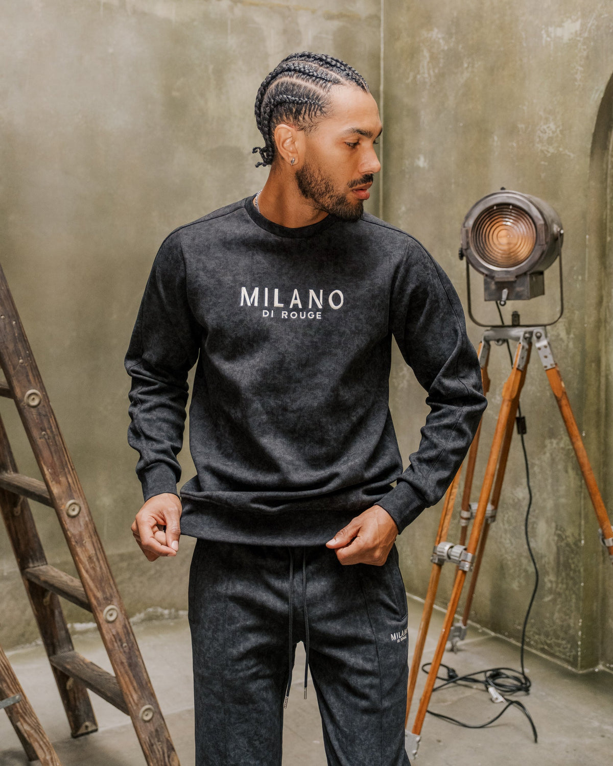 Lux Signature Supreme Robbie Crewneck